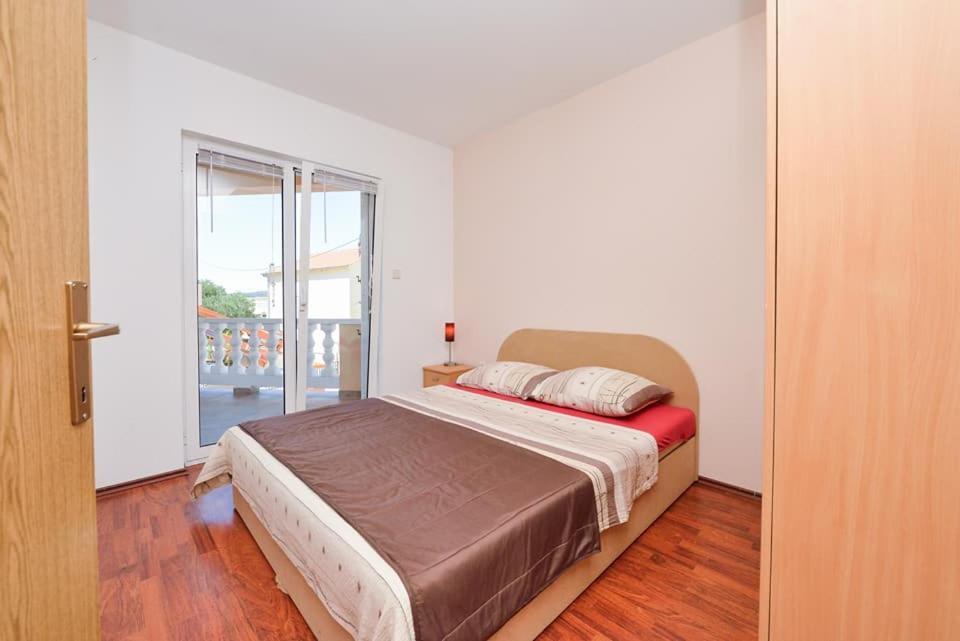 Sreca Apartment Near Beach With Bbq Bibinje Exterior photo