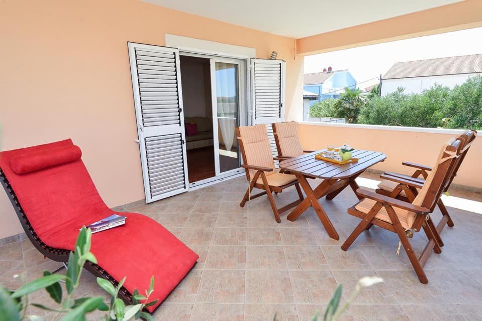 Sreca Apartment Near Beach With Bbq Bibinje Exterior photo
